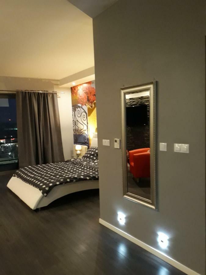 Apartament Onyx Poznań Eksteriør billede